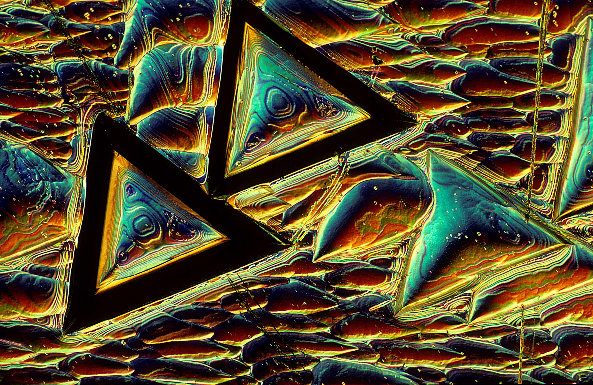 Etchedenhanced stacking faults in silicon wafer surface Nikon’s